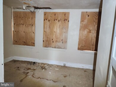 1604 Carswell St, Baltimore, MD 21218 - photo 5