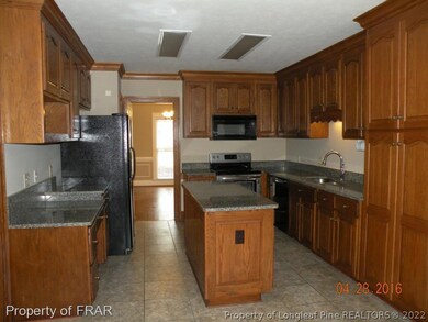 583 Milden Rd, Fayetteville, NC 28314 - photo 4