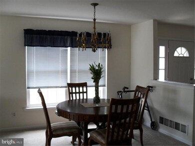 305 Jefferson Ct, Royersford, PA 19468 - photo 6