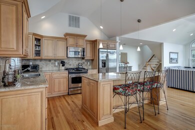 025_Kitchen
