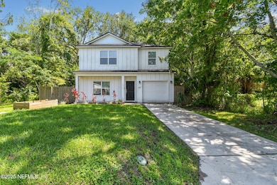 241 Columbus St, St. Augustine, FL 32084 - photo 2