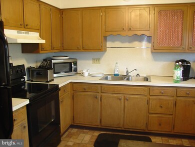 4209 Derry St, Harrisburg, PA 17111 - photo 4