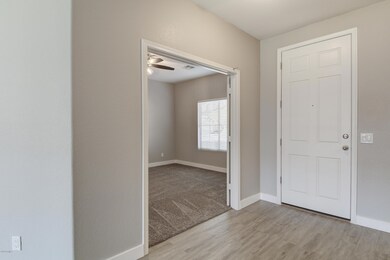 1043 E Canyon Way-8