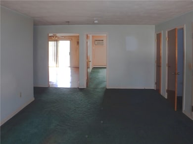 19 Warren Ave unit 3, North Providence, RI 02911 - photo 6