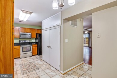 16190 Taconic Cir, Dumfries, VA 22025 - photo 5