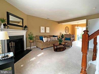 33 Parkview Cir, Southampton, PA 18966 - photo 5