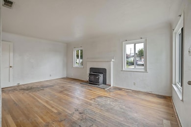 3021 E Simpson Ave, Fresno, CA 93703 - photo 7