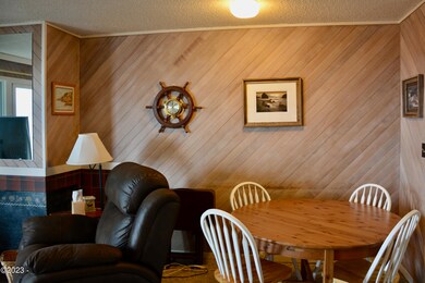 Living/dining
