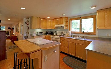 1236 S Hill Rd, Ludlow, VT 05149 - photo 6