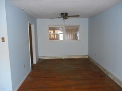 203 Hickory Ln, Saylorsburg, PA 18353 - photo 2