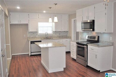 513 20th Ct NE, Center Point, AL 35215 - photo 4