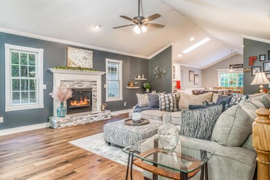 43601 27th St-006