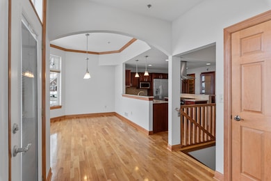 4015 S Fohr Dr unit 16, New Berlin, WI 53151 - photo 3