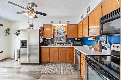 5710 SW 4th St, Des Moines, IA 50315 - photo 5