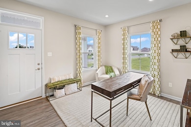 57 Oak Ln, Penns Grove, NJ 08069 - photo 2