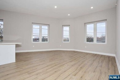 385 Passaic Ave unit 7, Lodi, NJ 07644 - photo 3