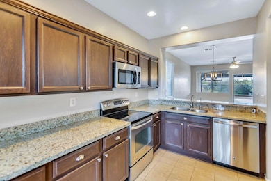 5 Kitchen (2)
