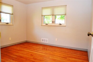 Main Bed Room (11x10) Higher Windows for Maximum W