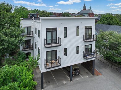 22 Tate St Unit 3C Portland ME-large-002