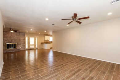 3907 W Davidson Ln, Phoenix, AZ 85051 - photo 2