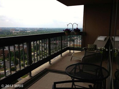 Skyline Plaza unit 2613S, Baileys Crossroads, VA 22041 - photo 5