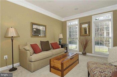 22748 Tucker Ln, Ashburn, VA 20148 - photo 3