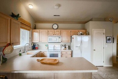 434 E Oasis Dr, Ivins, UT 84738 - photo 5