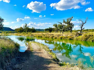 410 Craig Ln, Junction, TX 76849 - photo 6