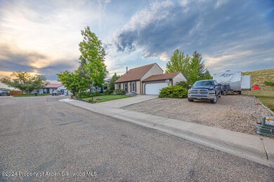 781ParkCourt-19