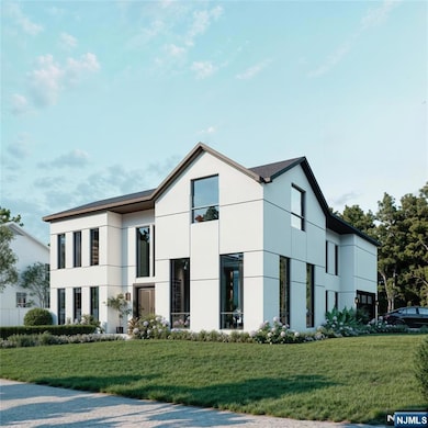 648 Falmouth Ave, Paramus, NJ 07652 - photo 4