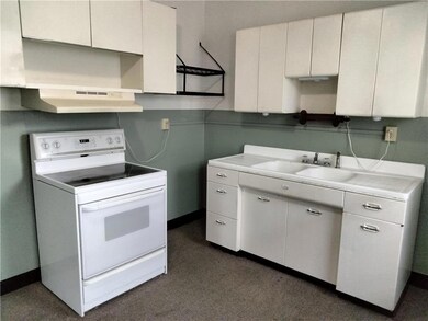 334 Cypress St unit 2, Lehighton, PA 18235 - photo 2