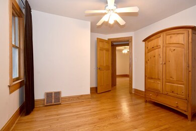 199 N Berteau Ave, Elmhurst, IL 60126 - photo 5