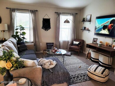 5 - Living room 2