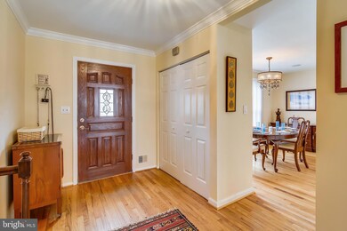 14 Turnham Ln, Gaithersburg, MD 20878 - photo 3