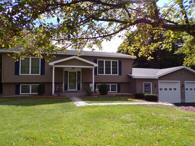 122 Raycrest Dr, Randolph, NH 03593 - photo 3