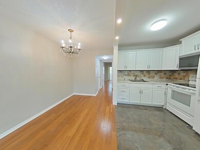 82 Windsor D, West Palm Beach, FL 33417 - photo 2