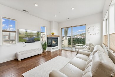 Newpark Terrace Condominiums unit 60, Park City, UT 84098 - photo 7