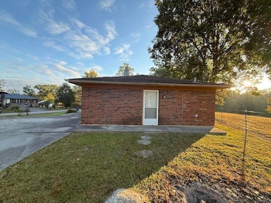 454 Valley Rd, Stearns, KY 42647 - photo 2