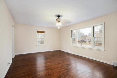 1004 NW B St, Blue Springs, MO 64015 - photo 4