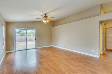 813 E Laredo St, Chandler, AZ 85225 - photo 2