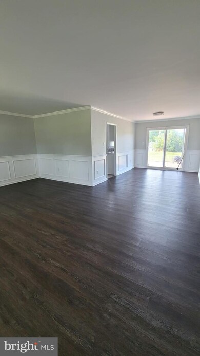 1304 Palm Ln, Bowie, MD 20716 - photo 4