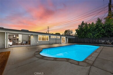207 Hanover Dr, Costa Mesa, CA 92626 - photo 3