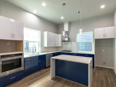 808 Fisher St unit K, Houston, TX 77018 - photo 7