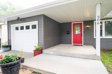 306 E 19th St N, Newton, IA 50208 - photo 3