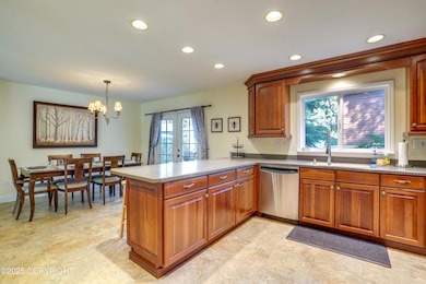 13901 Jarvi Dr, Anchorage, AK 99515 - photo 3