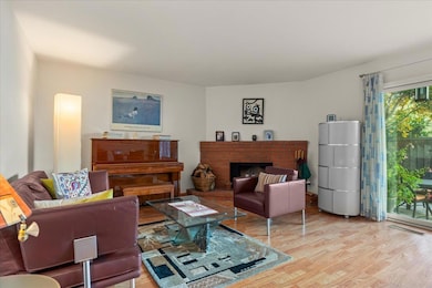 950 Boranda Ave unit 9, Mountain View, CA 94040 - photo 6