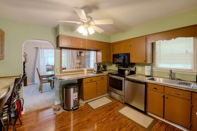 30 Sorrento St, Worcester, MA 01602 - photo 6