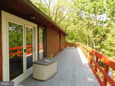 508 River Cliff Dr, Harpers Ferry, WV 25425 - photo 3