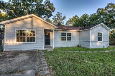 10322 Bucknell Rd, Houston, TX 77016 - photo 2