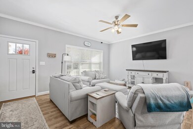 21 10th St, Colonial Beach, VA 22443 - photo 7